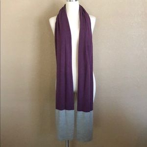 Gap Purple & Grey Sweater Knit Scarf w/ Buttons